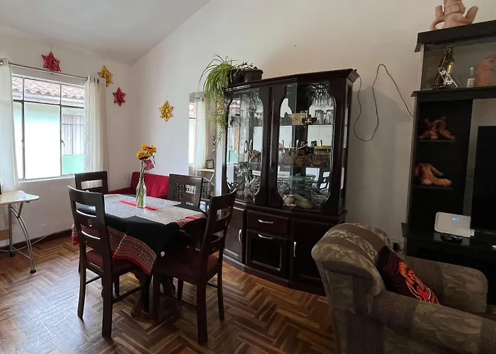 Chimpu House Apartment *