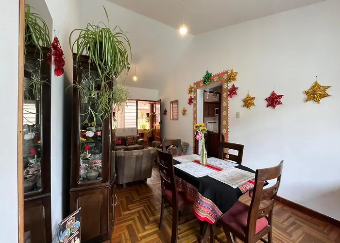 Apartment Chimpu House *